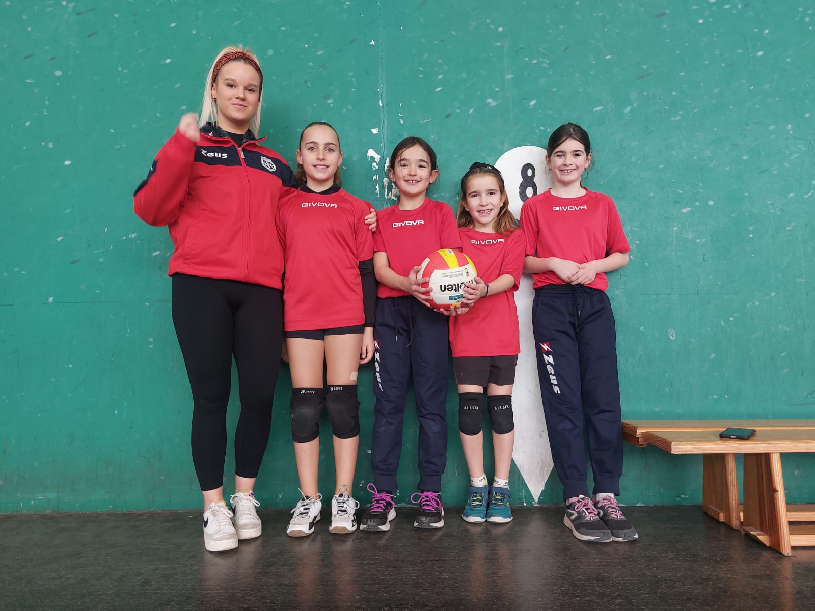 Celebrada la 1ª concentración Minivoley de la temporada